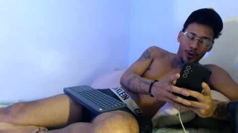 boyzac_ online show from July 16, 6:44 pm