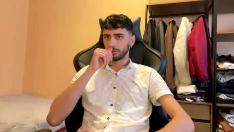 boyzinm2 online show from November 5, 9:39 pm