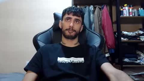 boyzinm2 online show from April 26, 10:51 pm