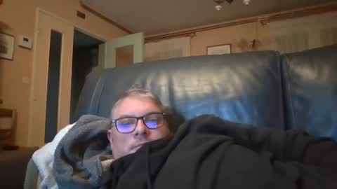 bozo81 online show from September 20, 5:27 pm