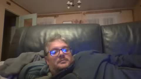 bozo81 online show from November 3, 6:09 pm