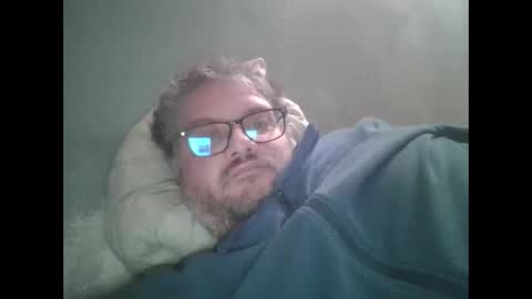 bozo81 online show from December 9, 5:07 am