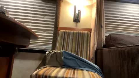 braboy4 online show from November 18, 8:17 am