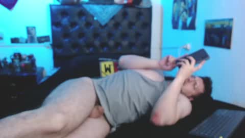 Snapshot of brad_hot_boy chatting on February 14, 6:29 pm brad hot boy online show from February 14, 6:29 pm