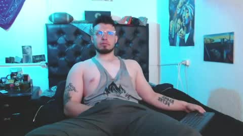 brad hot boy online show from April 21, 4:14 pm