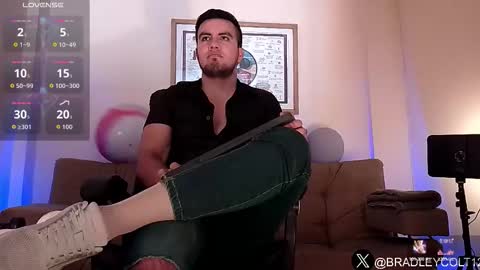 Bradley Colton Independ Model online show from March 29, 2:30 pm