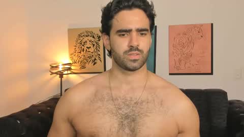 bradleymartin7 online show from June 4, 2:34 pm