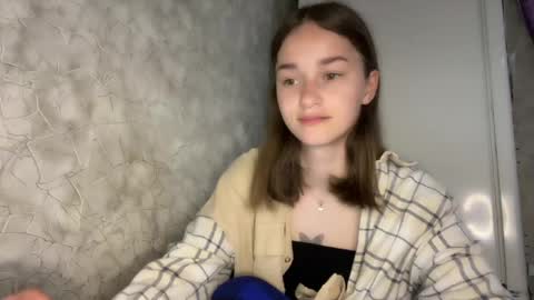 Kate online show from May 10, 4:46 pm