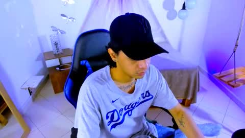 B R A N D online show from December 15, 5:36 am