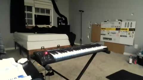 brandon255225 online show from May 11, 7:26 am