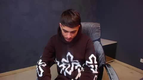 BrandonTateX online show from March 2, 5:08 am