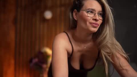 Alex online show from March 12, 4:41 am