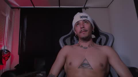 brasi_ online show from October 1, 6:51 pm