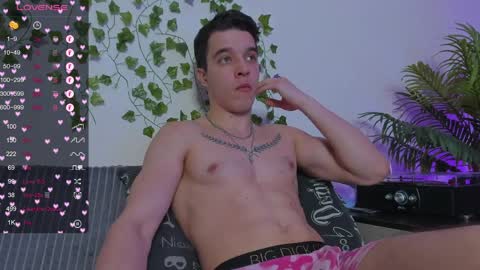 Johny Bravo online show from March 29, 3:46 pm