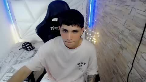 BRAYAN online show from December 3, 2:22 pm