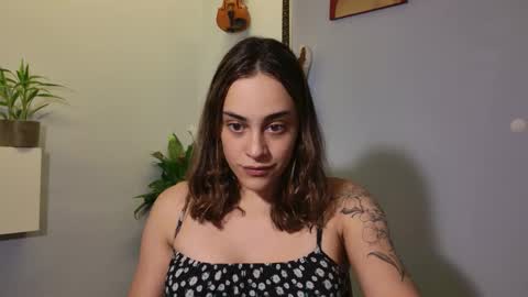 Thalia online show from December 18, 10:05 pm