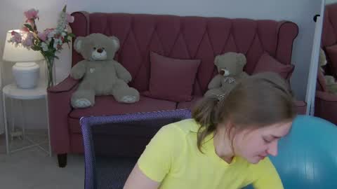 Bree online show from April 15, 11:46 am