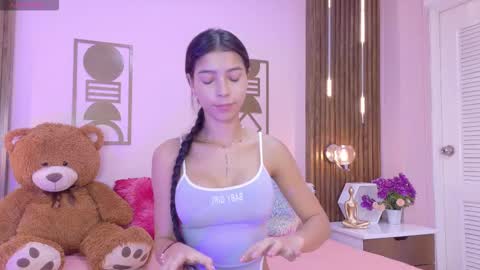 Bree  online show from February 18, 1:11 pm