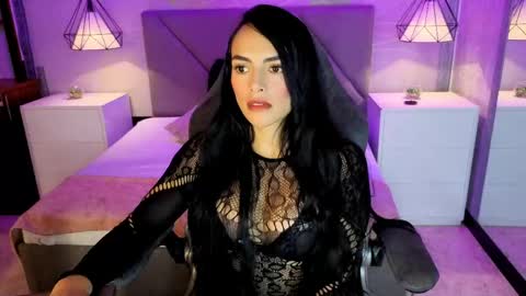 brendasweet10 online show from April 11, 7:45 am