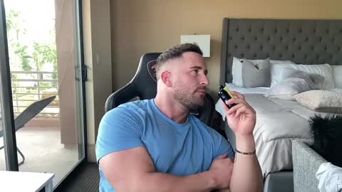 Brett Mycles online show from September 27, 11:24 pm