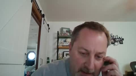 hey online show from February 2, 3:17 pm