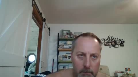 hey online show from September 23, 4:01 pm