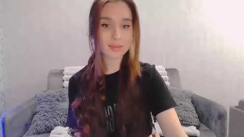 bri_fox online show from February 6, 8:22 pm