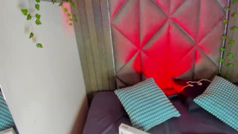 B R I A  online show from May 10, 10:54 am