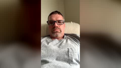 brian38431 online show from December 19, 6:25 pm