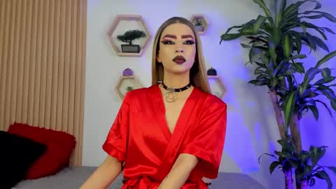 briana_white online show from October 8, 5:19 pm