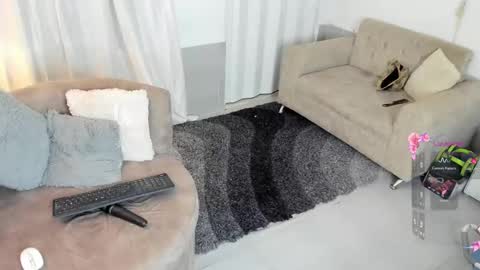 briana online show from March 5, 6:01 pm