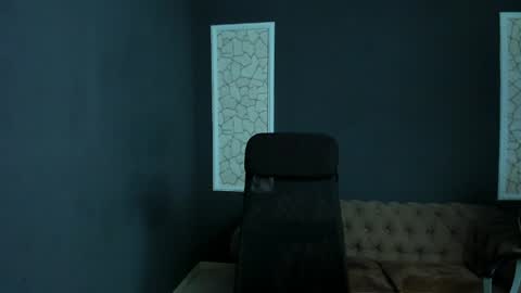 Brian online show from April 19, 4:13 am