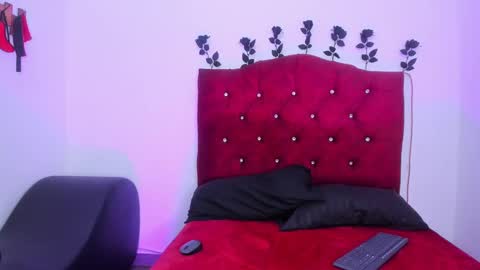 Snapshot of briannasweet_01 chatting on October 2, 2:49 pm Brianna online show from October 2, 2:49 pm