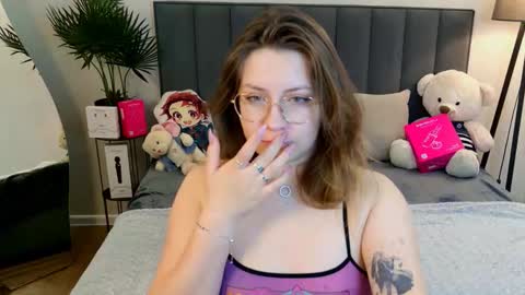 briarwynn online show from March 17, 9:31 pm