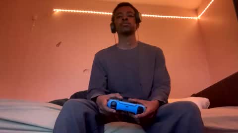 brick280446 online show from March 2, 8:59 pm