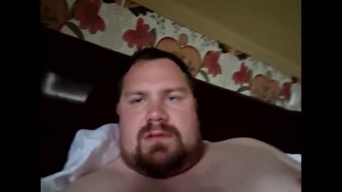 bridgeedude28 online show from June 4, 5:57 am