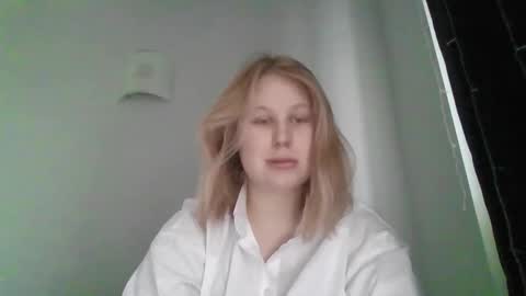 bridget_kiss online show from March 4, 8:55 am