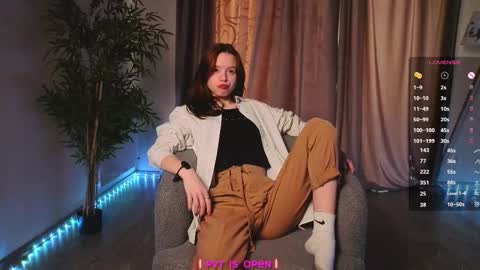 Hanna online show from March 8, 2:04 am