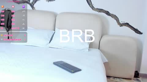    online show from March 4, 12:22 pm