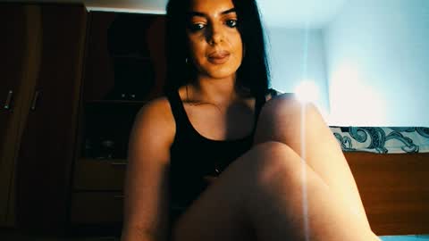 brigittebia777 online show from December 5, 12:10 am