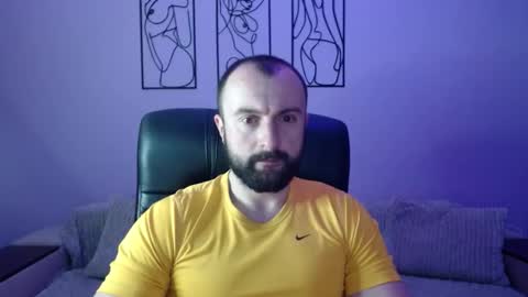 brindlefly69 online show from March 14, 11:47 am