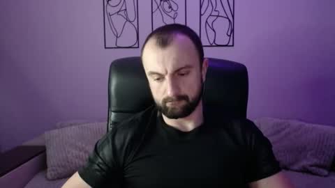 brindlefly69 online show from February 17, 12:04 pm