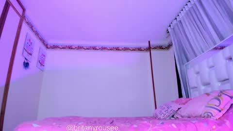 Emily online show from March 1, 9:15 pm