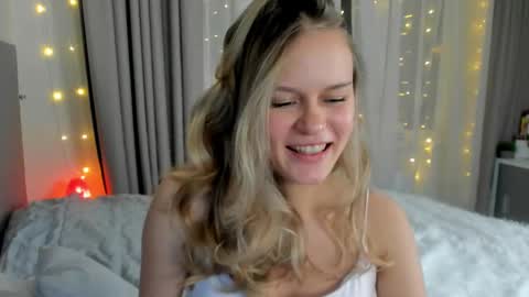 Britney online show from December 5, 8:49 pm