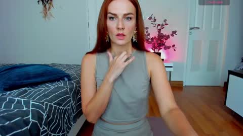 britneyhall online show from February 13, 8:06 am