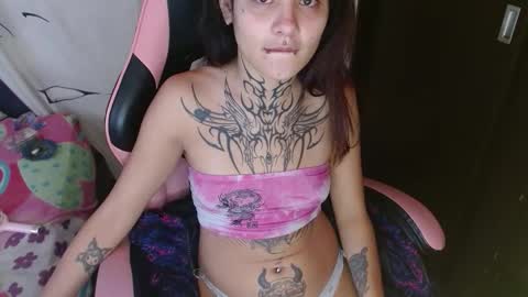 maru miaw   Please help me to reach 100 thumbs up online show from March 28, 8:32 pm