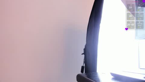   online show from November 24, 11:20 am