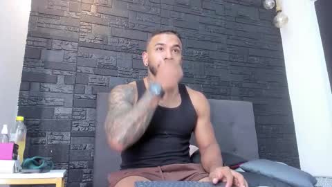 Snapshot of brock_hurn chatting on September 26, 8:17 pm brock_hurn online show from September 26, 8:17 pm