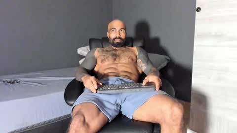 brockhurn_ online show from December 16, 1:02 am