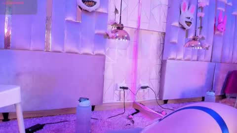     online show from March 2, 4:32 pm